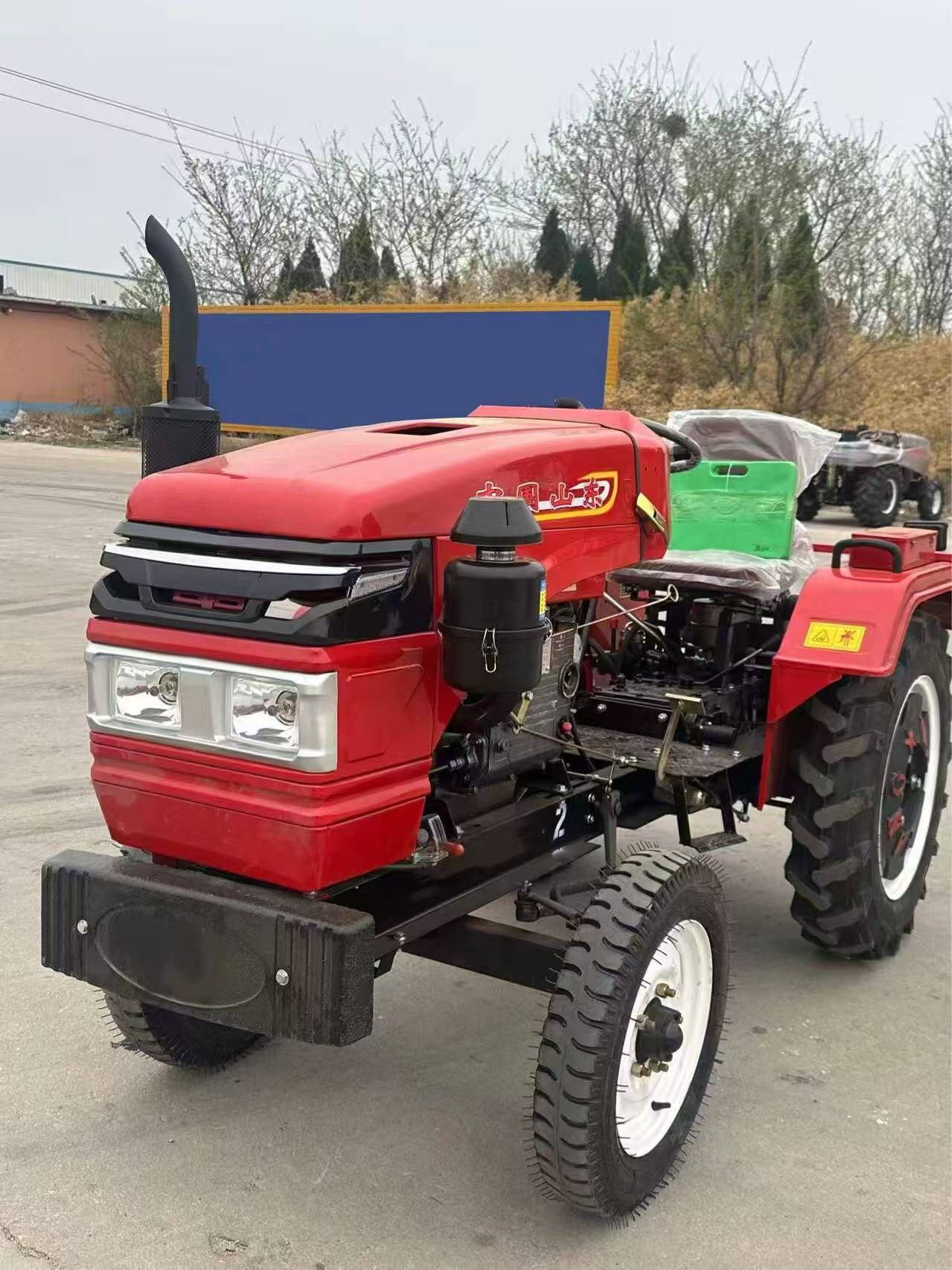 25馬力トラクター