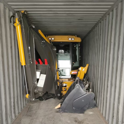 メキシコの農村道路整備におけるSAAO WZ388バックホーローダー