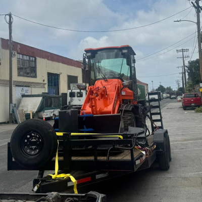 グローバルクライアントと成功事例 | バックホーローダー